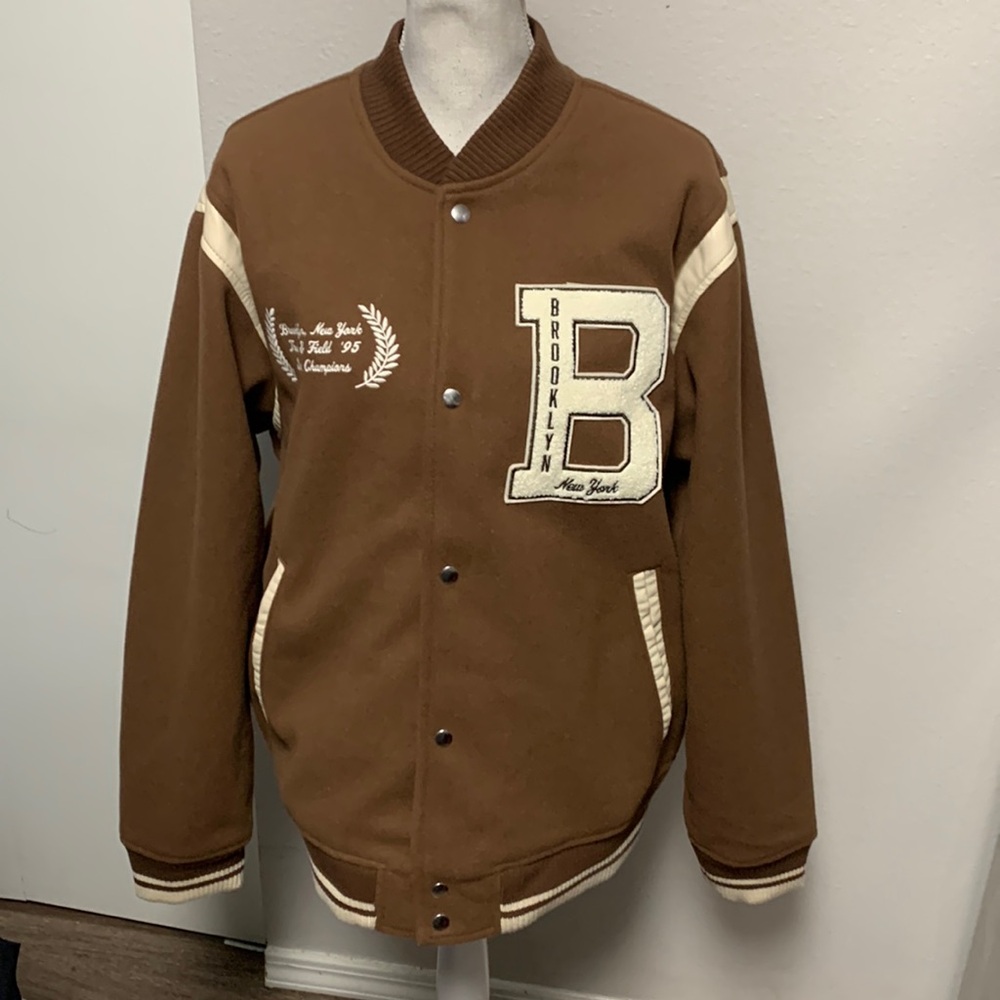 Abercrombie & Fitch Brooklyn, New York Bomber jacket